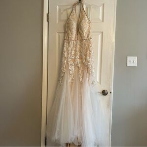 JVN by Jovani Elegant Cream blush Halter Gown with embellishment crystals size 8